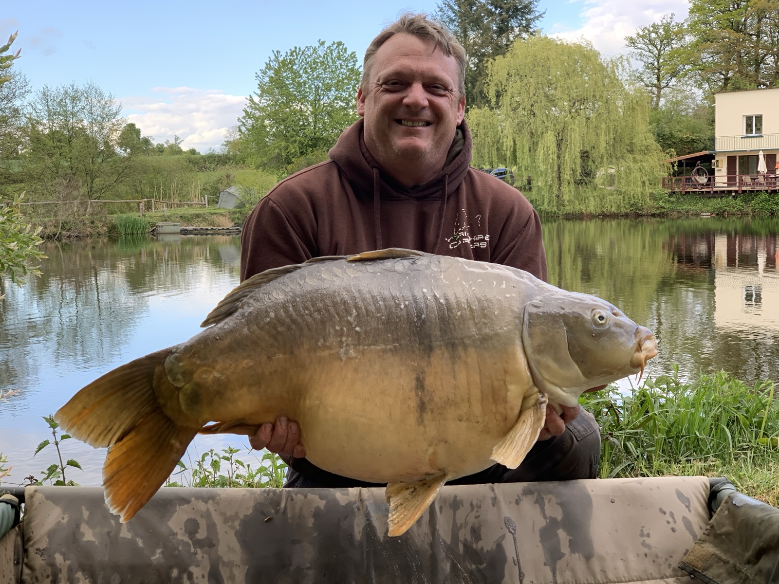 48lb mirror carp caught at The Lodge Lake