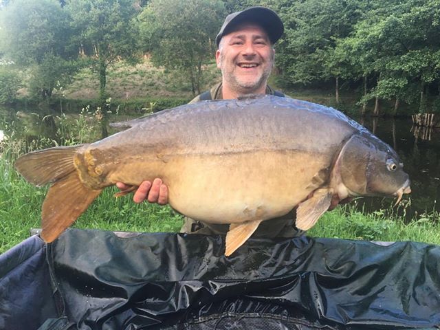 Carp caught at Lodge Lakes French carp fishing holiday — “Club” Cats