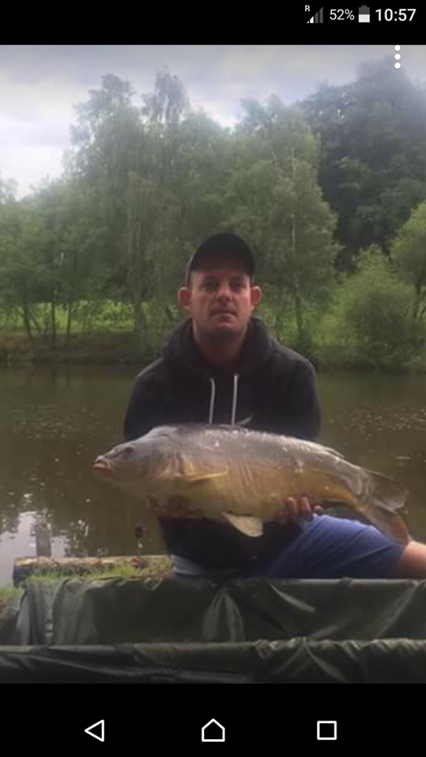 Course Anglers go Carp Fishing24