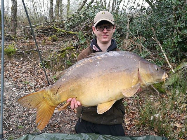Carp caught at Lodge Lakes French carp fishing holiday — Portdown Pikers International
