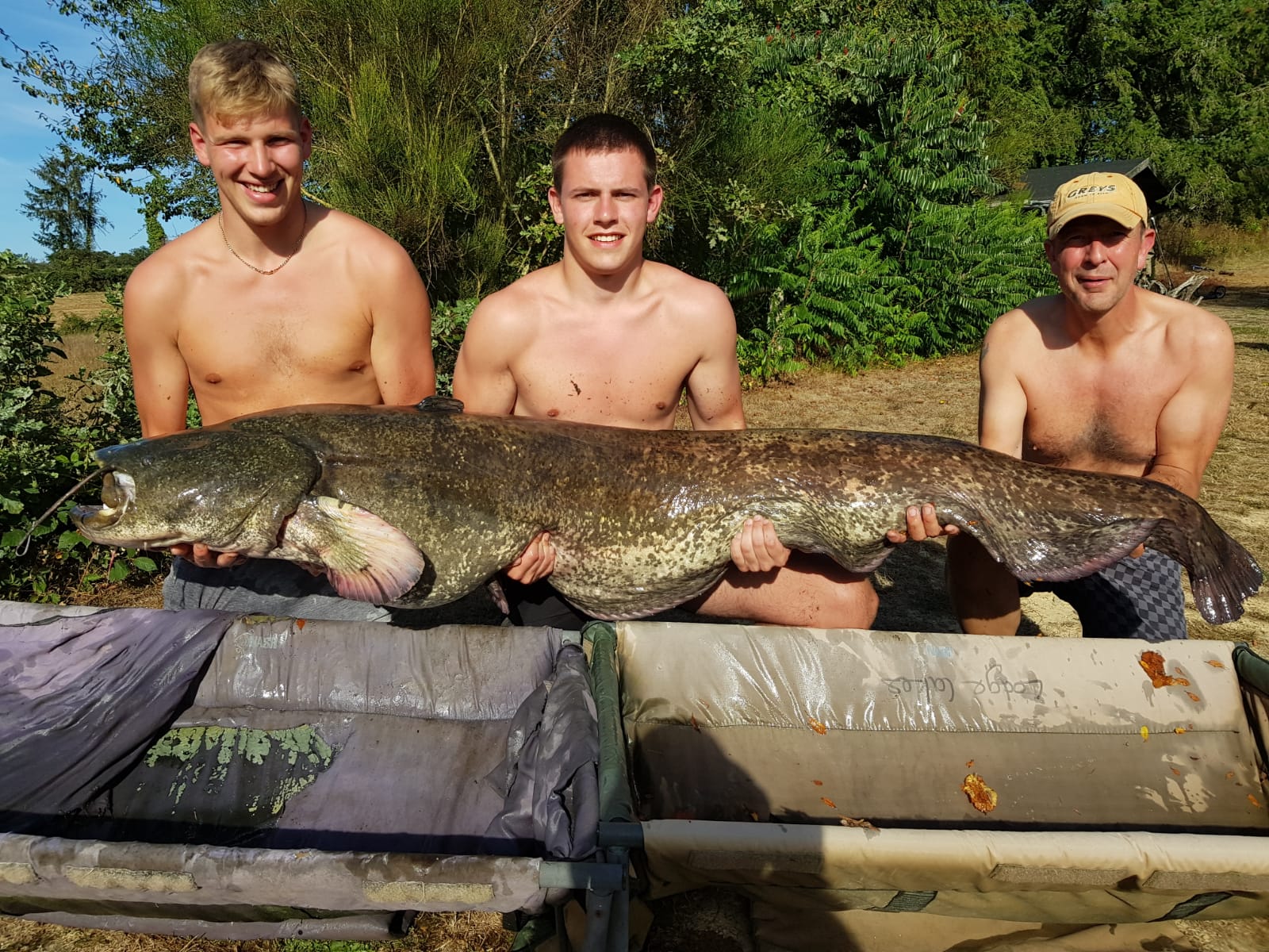 Carp caught at Lodge Lakes French carp fishing holiday — Came to Fish, Happy to Catch, Smashed it !!