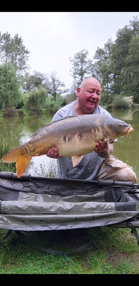 Carp caught at Lodge Lakes French carp fishing holiday — Watford Posse