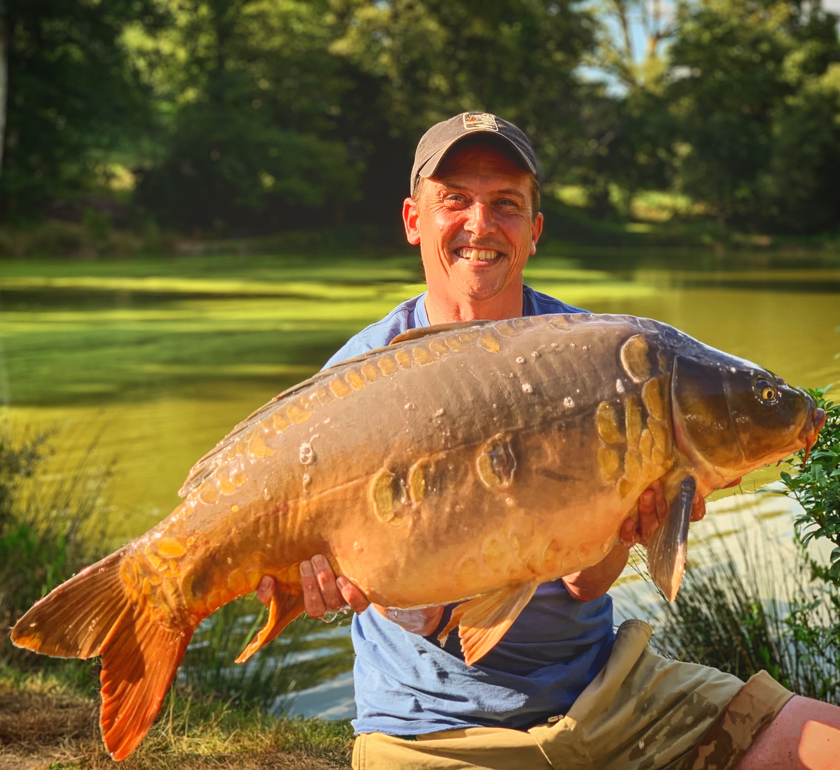 Carp caught at Lodge Lakes French carp fishing holiday — Clubfoot & Fingers!