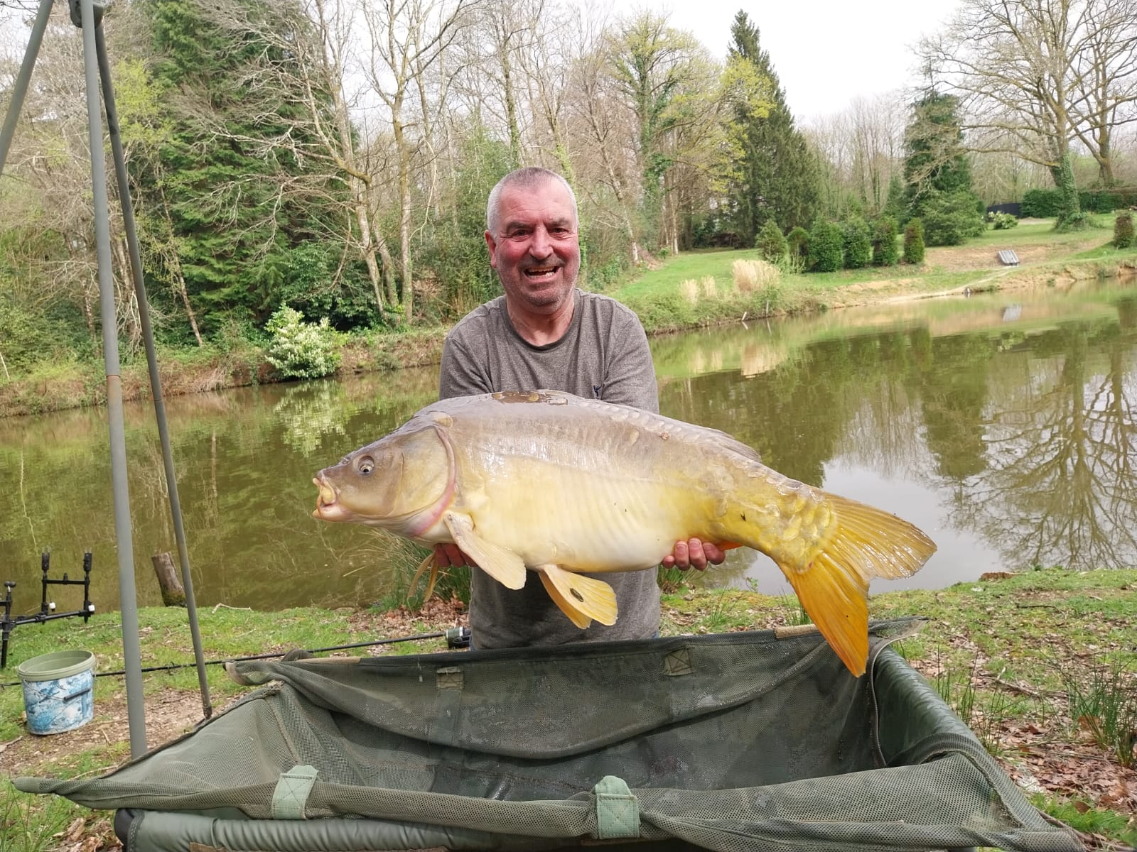 Carp caught at Lodge Lakes French carp fishing holiday — Coburn Family
