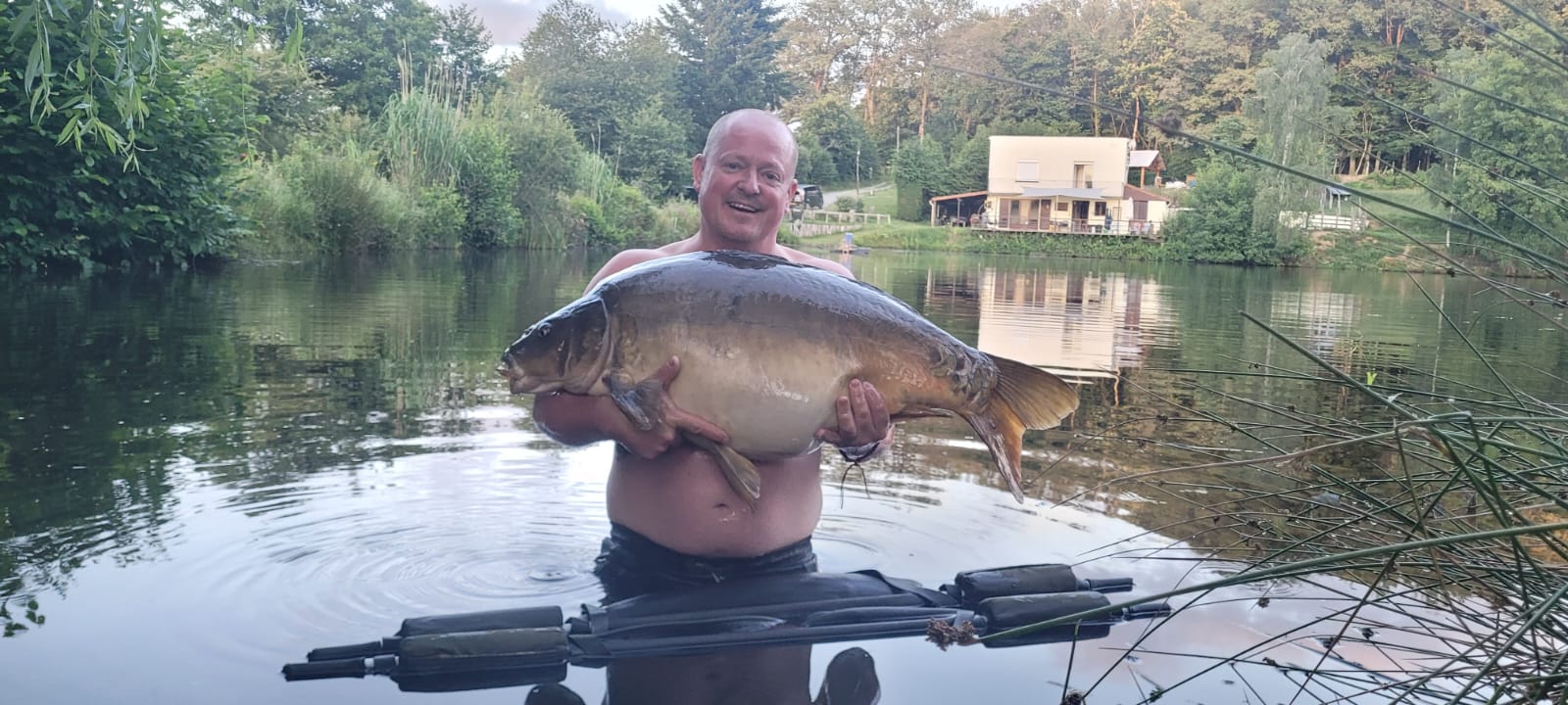 Carp caught at Lodge Lakes French carp fishing holiday — Kent Carpers
