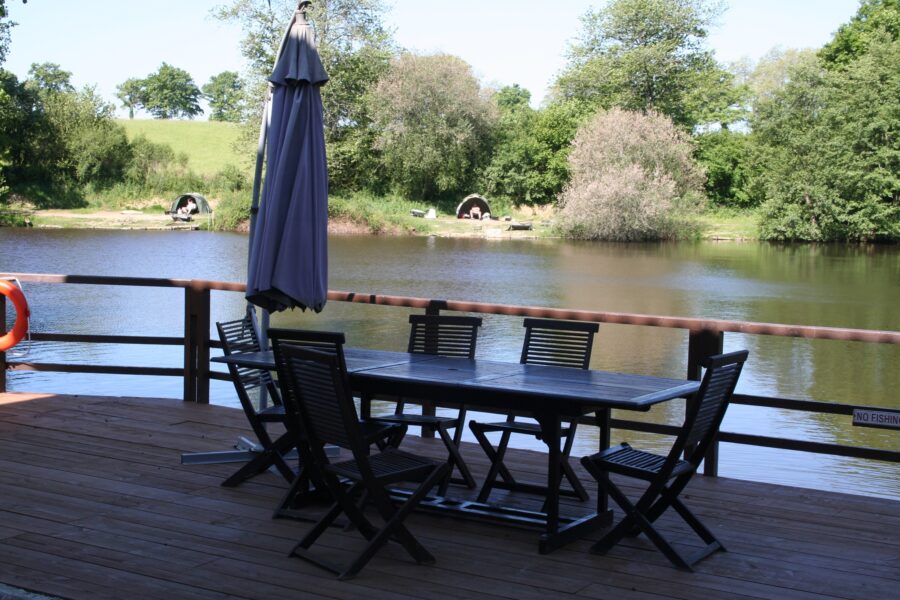 Lakeside lodge accommodation at The Lodge Lake, Roussac